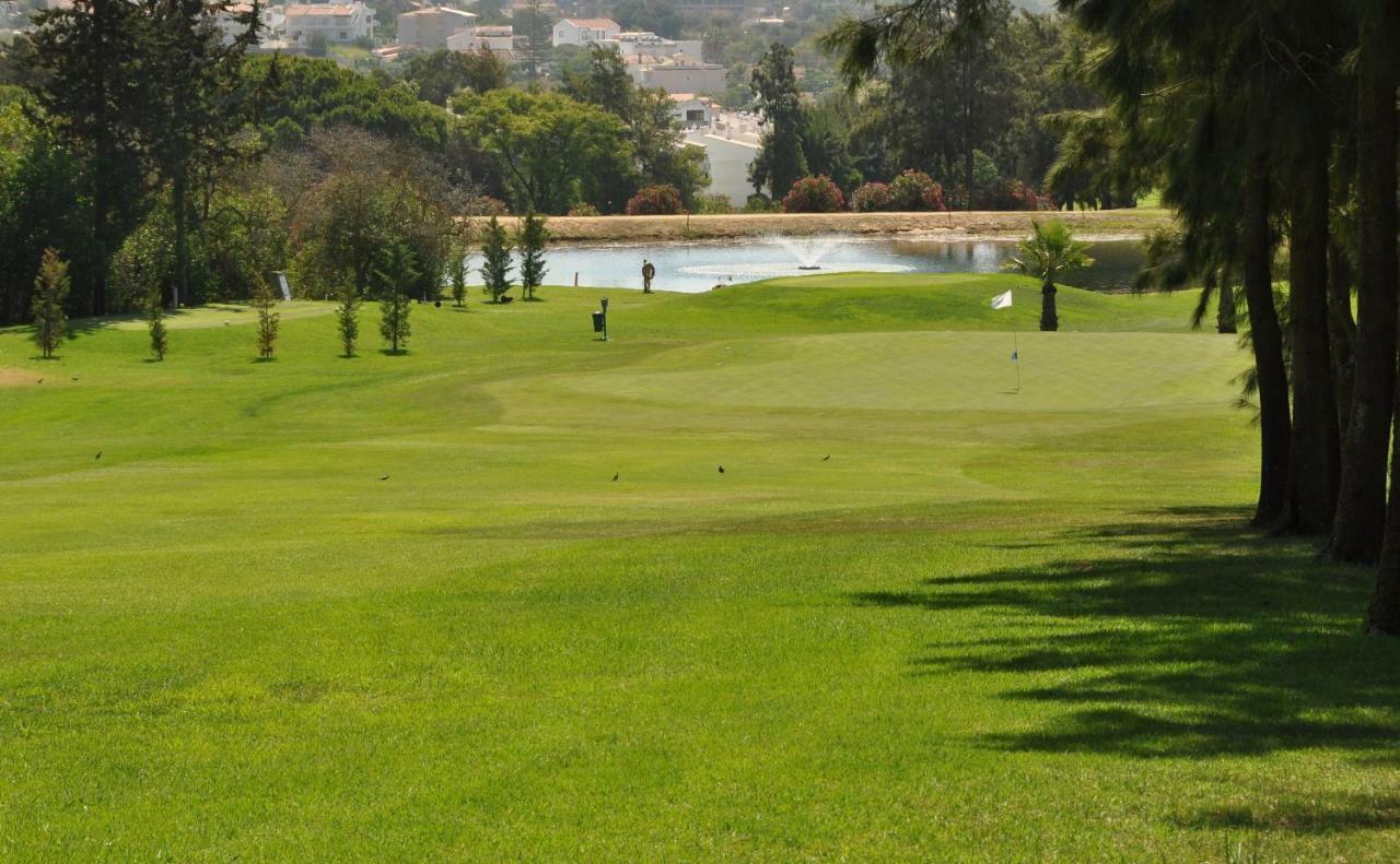Between Golf And Beach Портиман Экстерьер фото